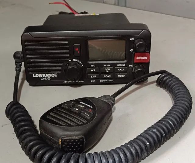 Radio Lowrance modelo Link 5 Em Bom Estado Não Liga. para arrumar