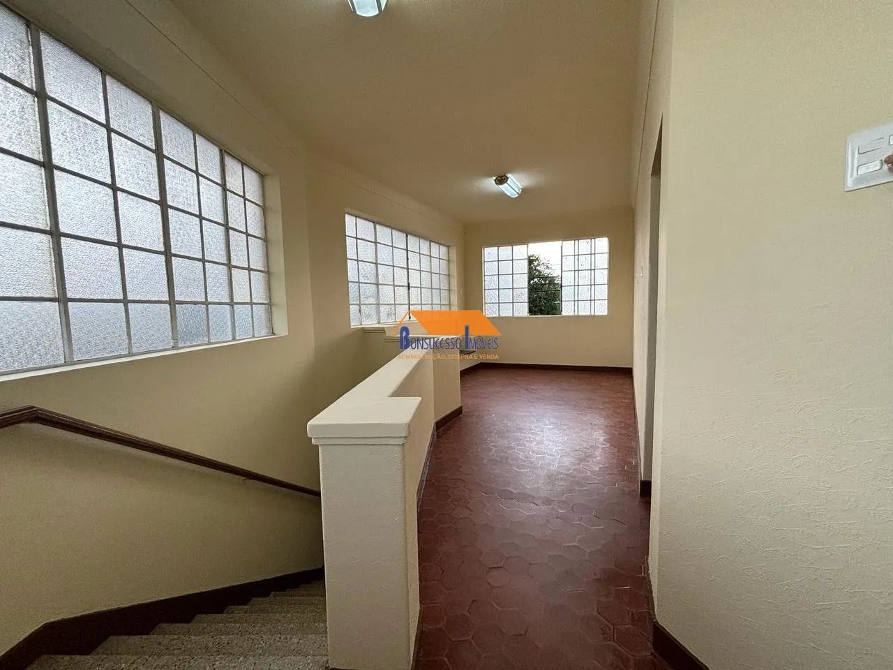 Prédio comercial e residencial com 2 moradias e 5 lojas, Bairro Concórdia, Belo Horizonte/ - Foto 10