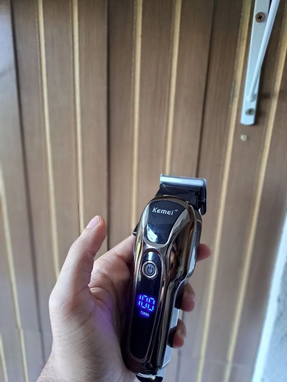 Máquina de cortar cabelo Kemei profissional - Foto 2