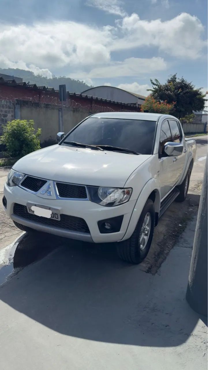 Oportunidade! L200 TRITON MUITO NOVA!  - Foto 2