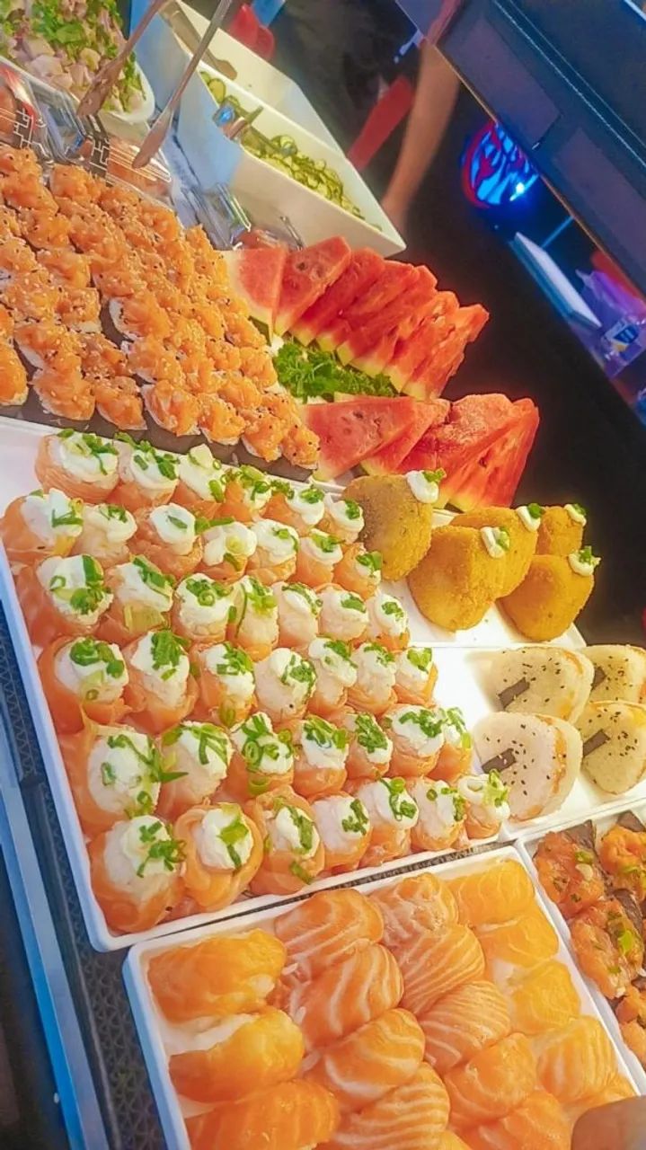 Vaga auxiliar de sushiman para shopping Rio Sul Bora fogo - Foto 2