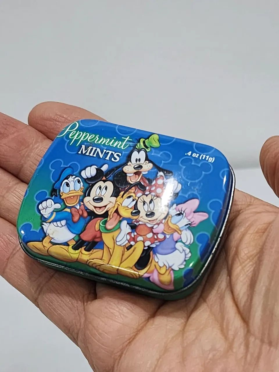 Vintage 2011 Kit 3 porta balinhas tipo tic tac de lata da Disney - Foto 2
