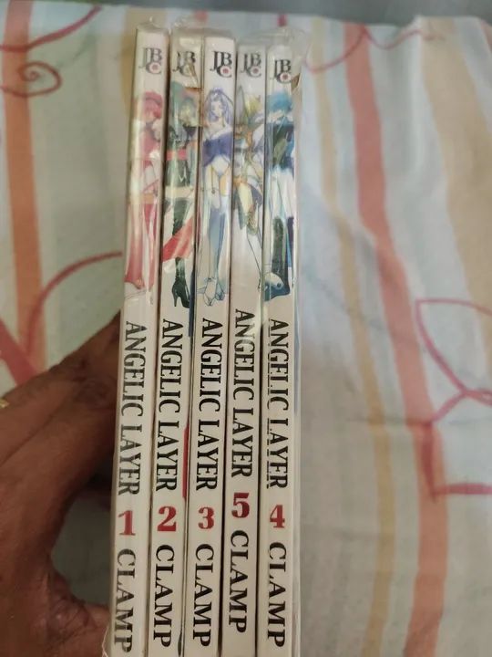 Mangá Angélica Layer