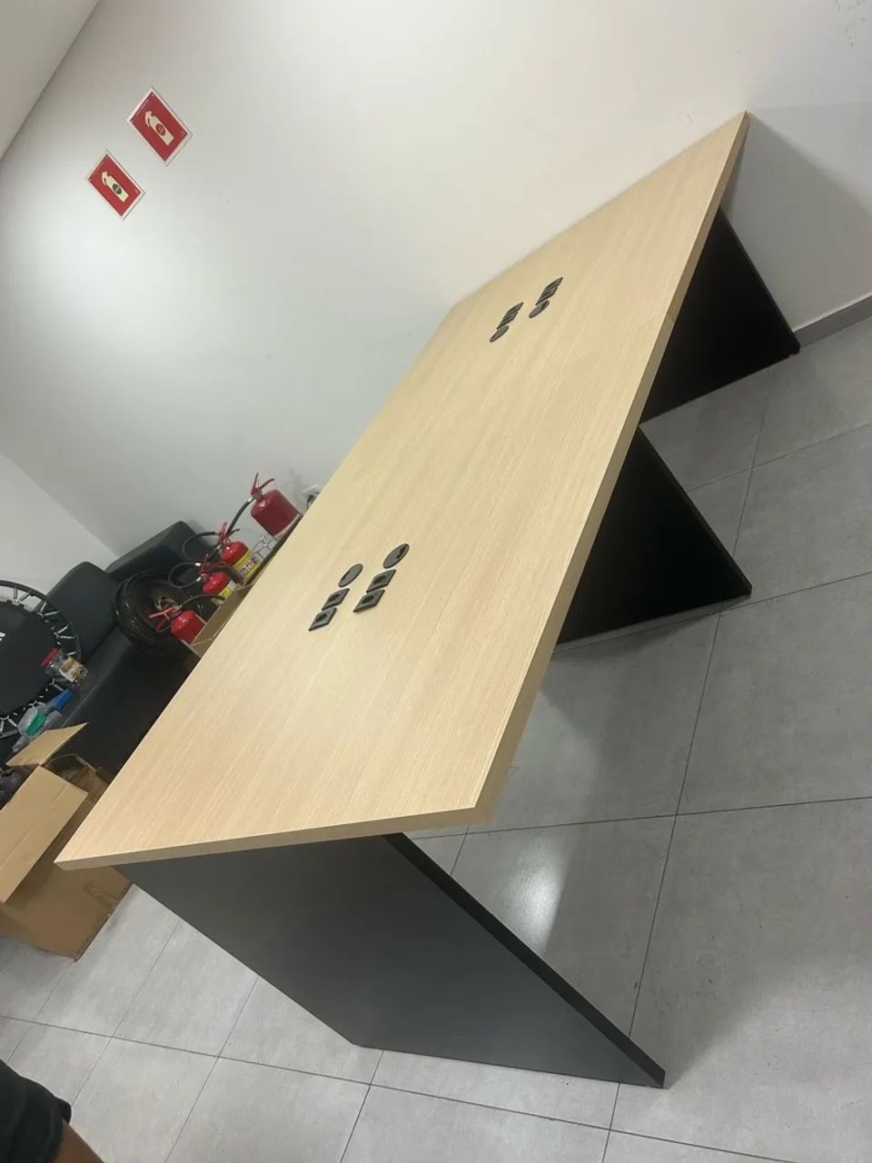 MESA PARA ESCRITÓRIO ESTAÇÃO DE TRABALHO EM MDF NOVA - Foto 2