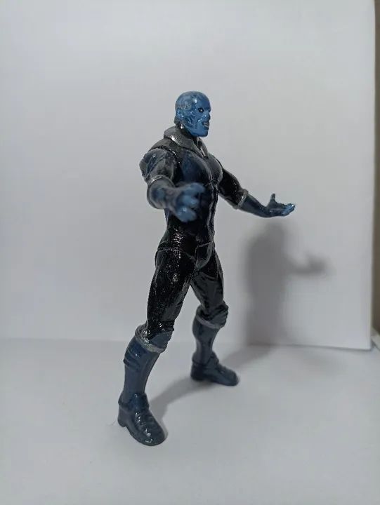 Boneco ELECTRO REPAINT Marvel Universe  - Foto 4