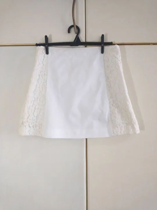 Saia evasê branca com renda - Foto 3