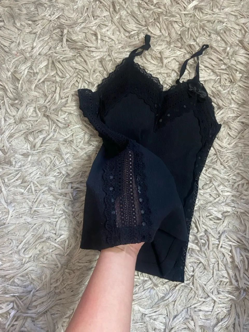 Blusa de alcinha com renda preta - Foto 2