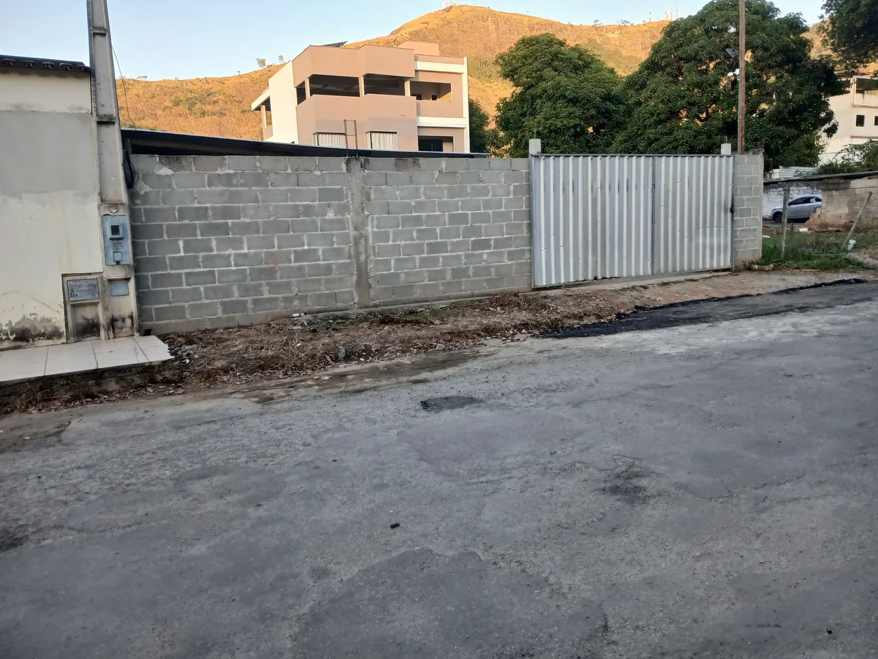 VENDO TERRENO NO JARDIM ITAPEMIRIM 300 MTS.VALOR 3OO.000