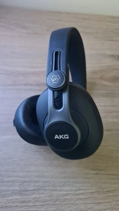 Headfone Profissional AKG K371