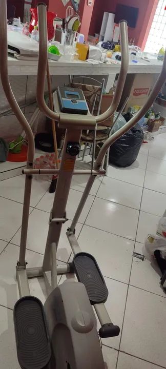 Elíptico Caloi CLT 10 ACT Classic