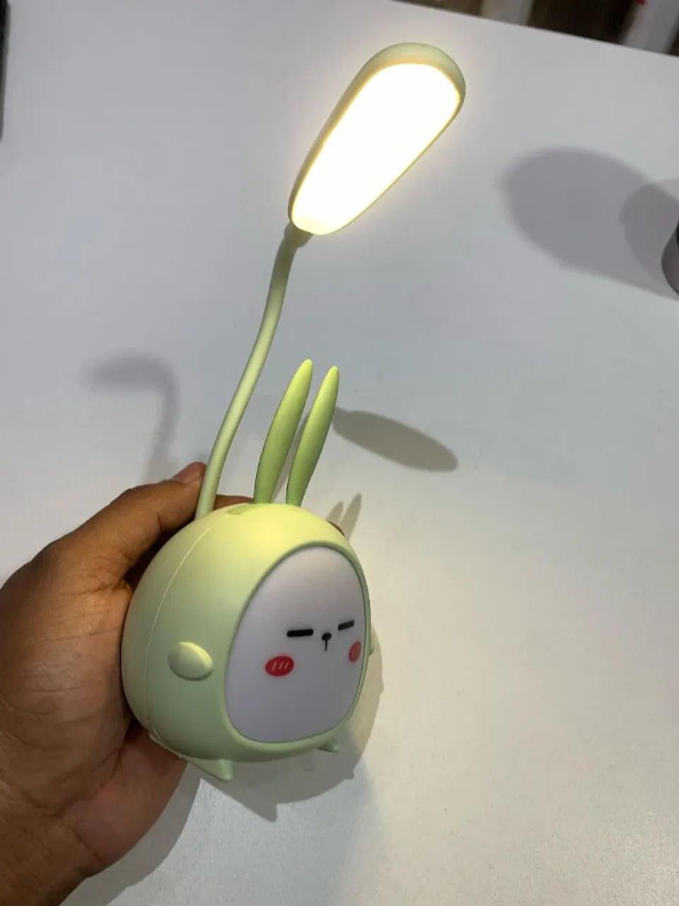 Abajur Infantil de Coelho Fofo com LED - Iluminação Decorativa