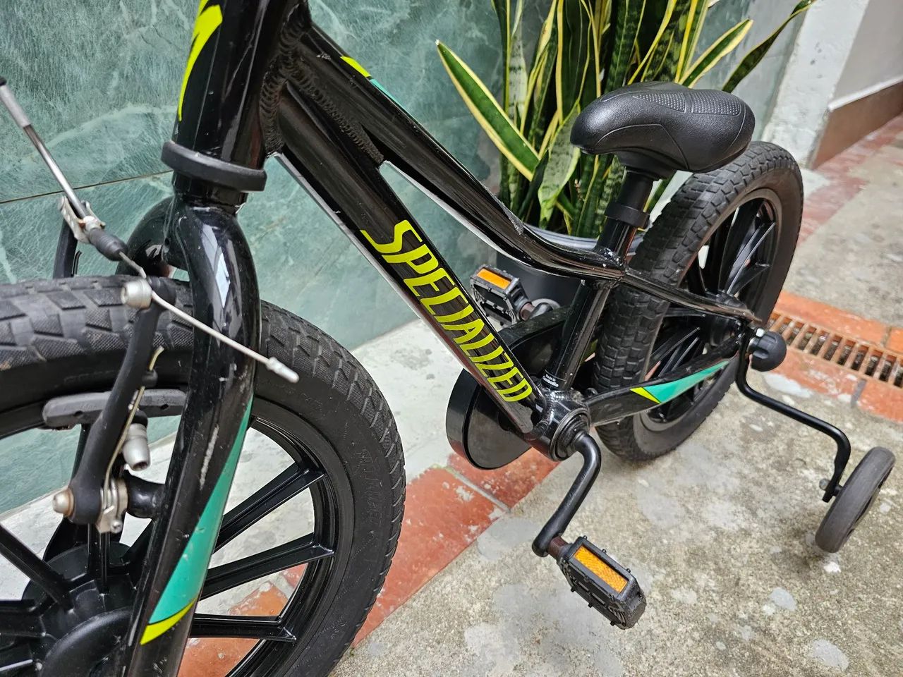 Bicicleta Infantil Specialized Hotrock 16 - Foto 2