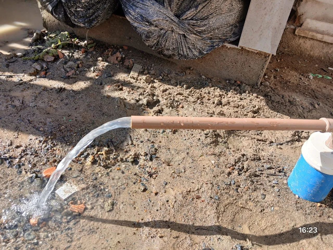 Poço semi artesiano e artesiano  - Foto 2