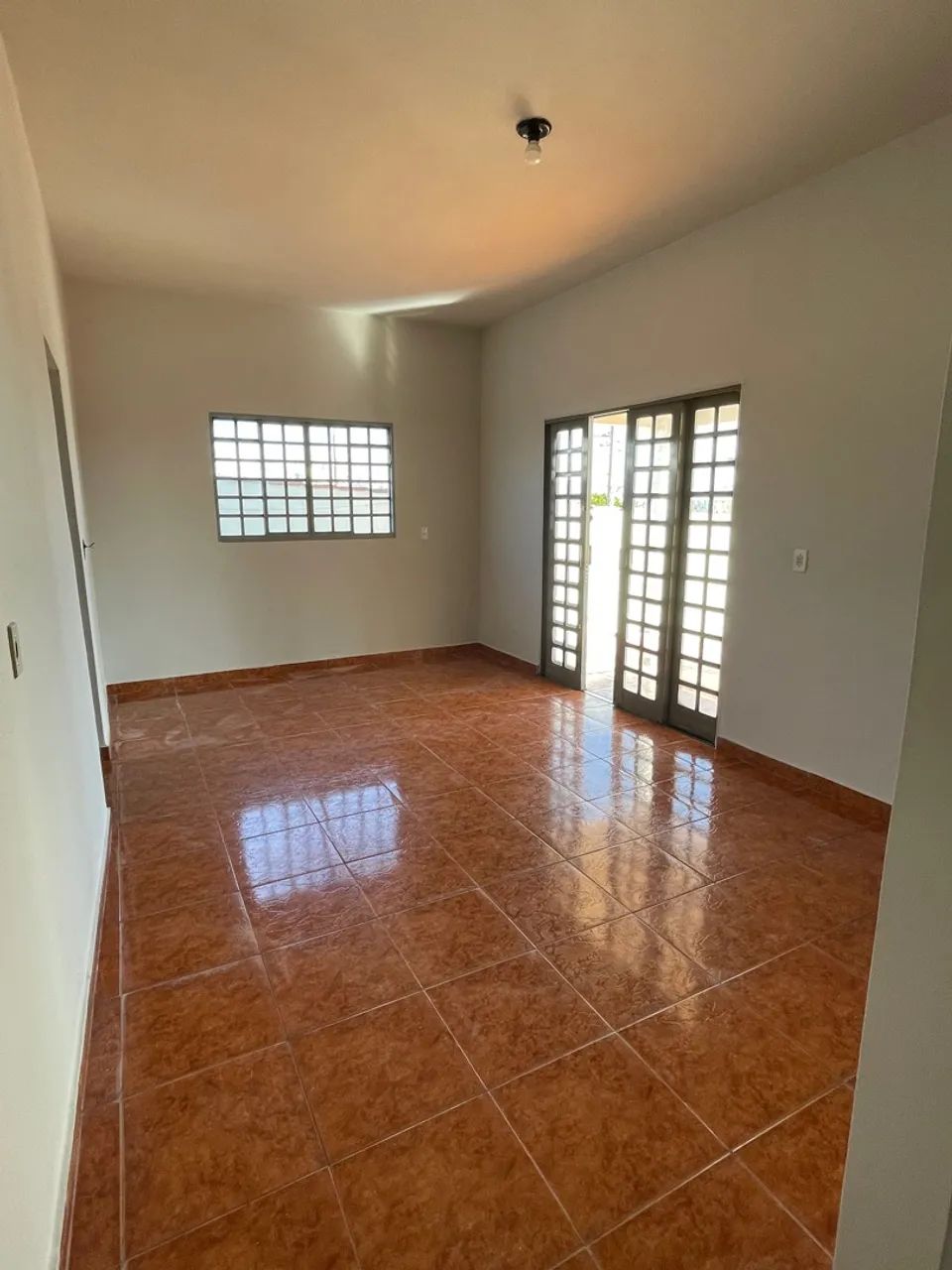 Aluga-se Casa na Av. Miguel Sutil - próximo à trincheira da av. Jurumirim - Foto 3
