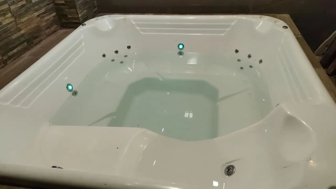 7-Person Complete SPA Bathtub, Beautiful64363477262977121