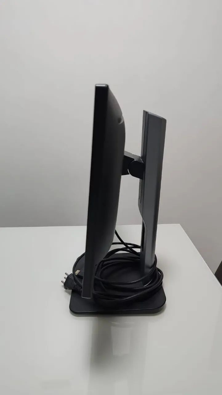 Monitor AOC com tela de 18.5" 60Hz - Foto 2