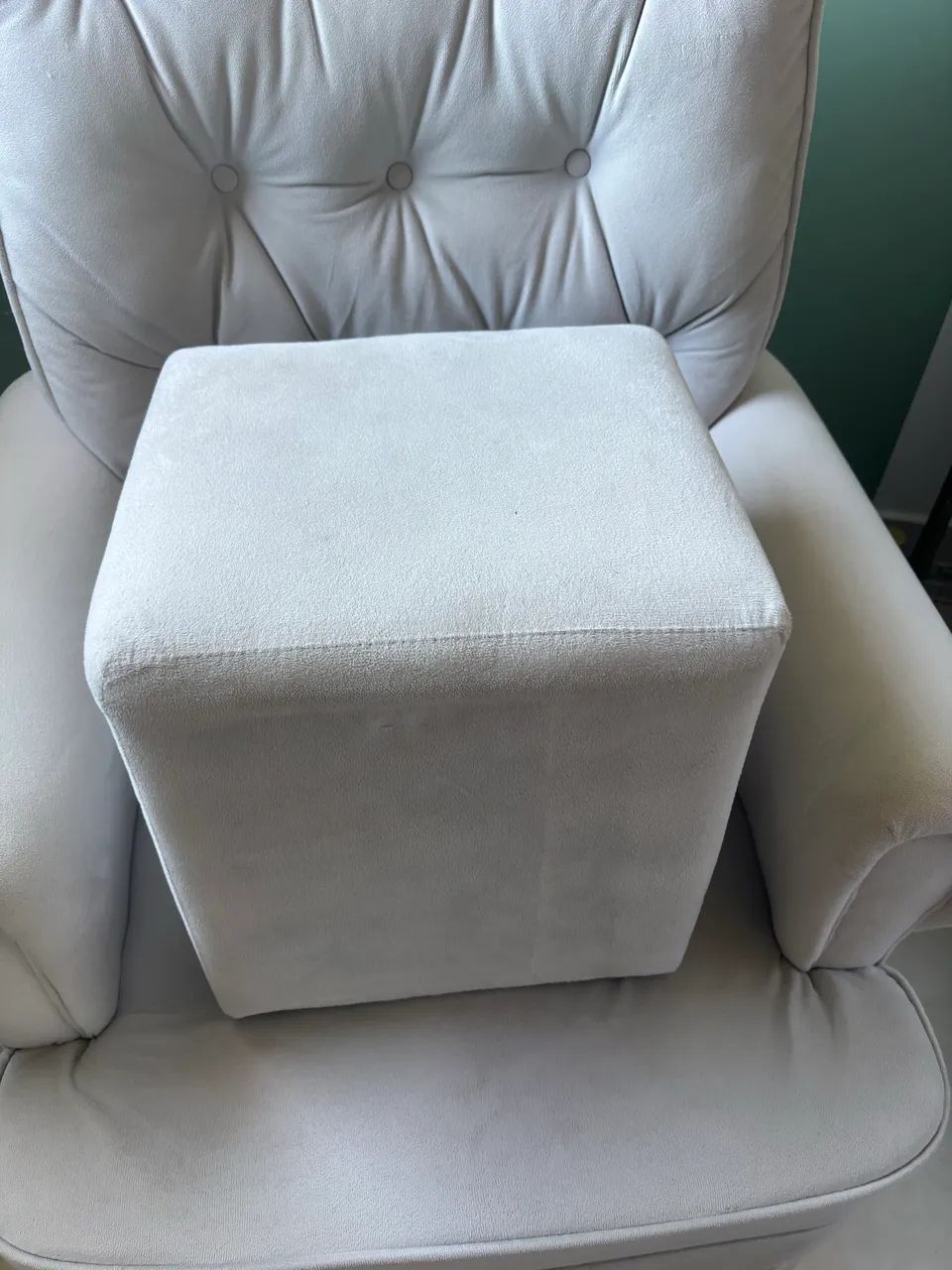 Poltrona de amamentação com puff (balanço) - Foto 2