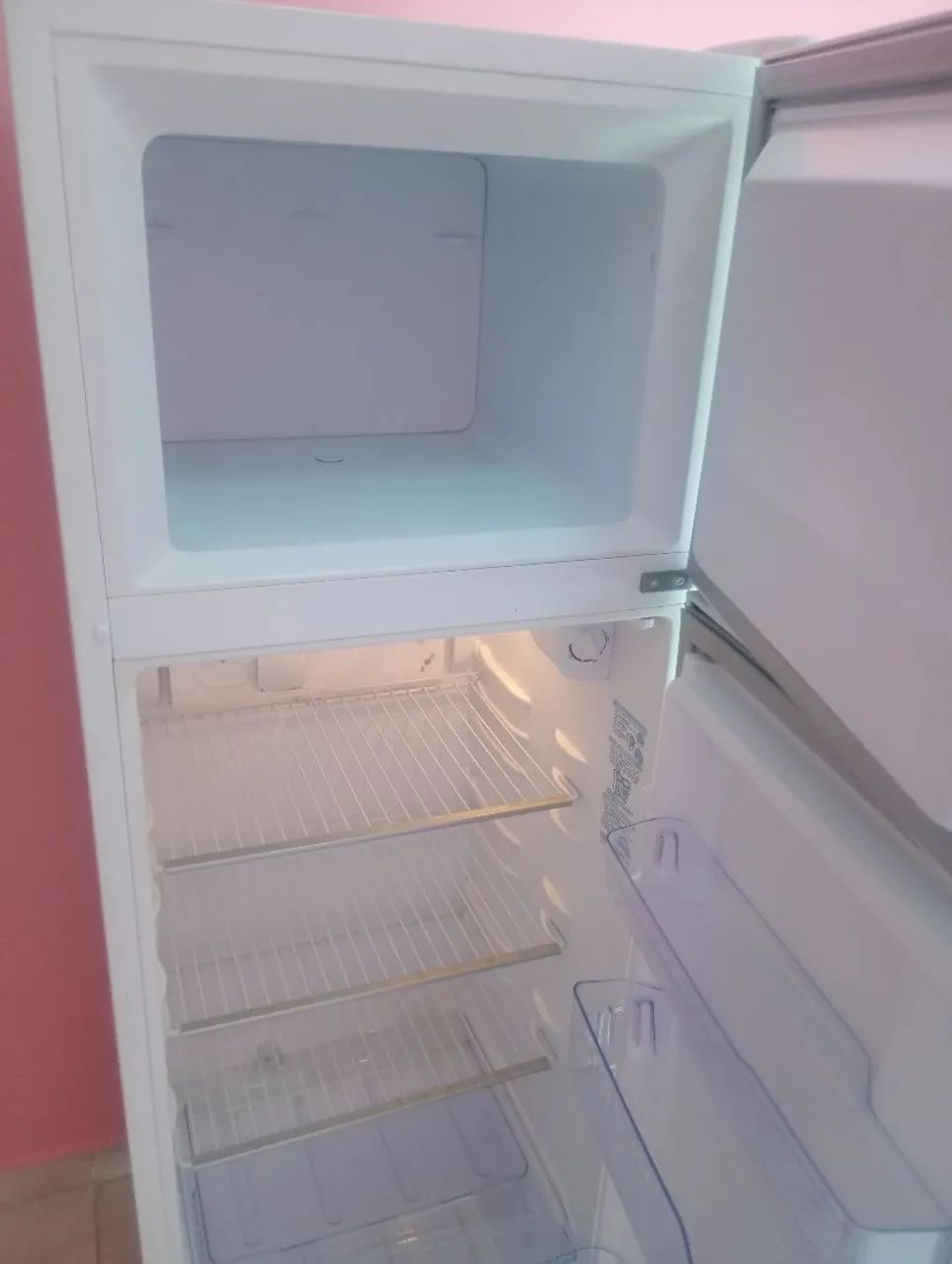 Vende-se essa geladeira Electrolux gelo seco - Foto 4