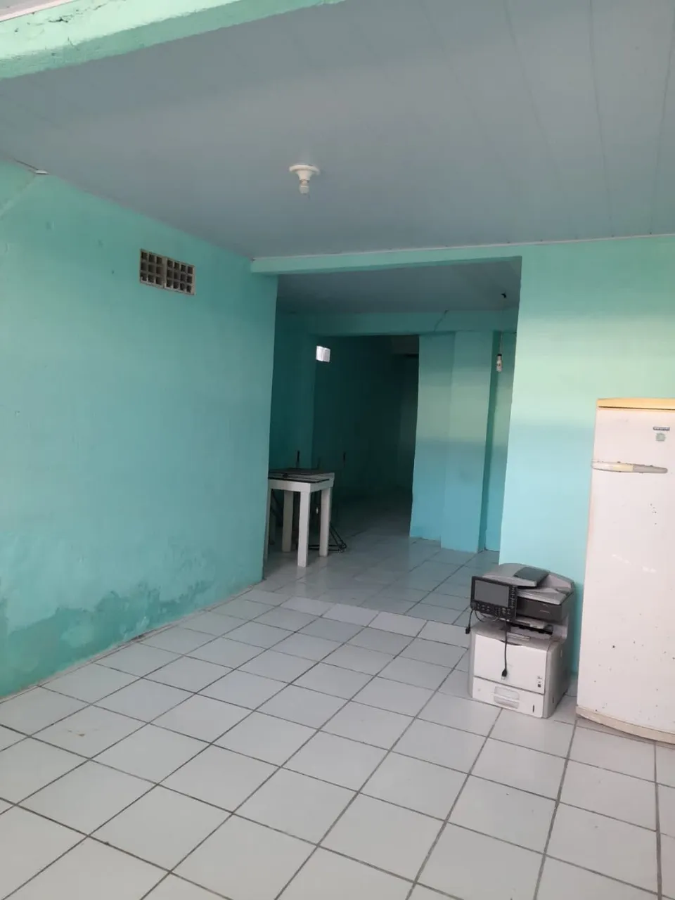 Casa para venda possui 90 metros quadrados com 2 quartos em Brasília Teimosa - Recife - PE