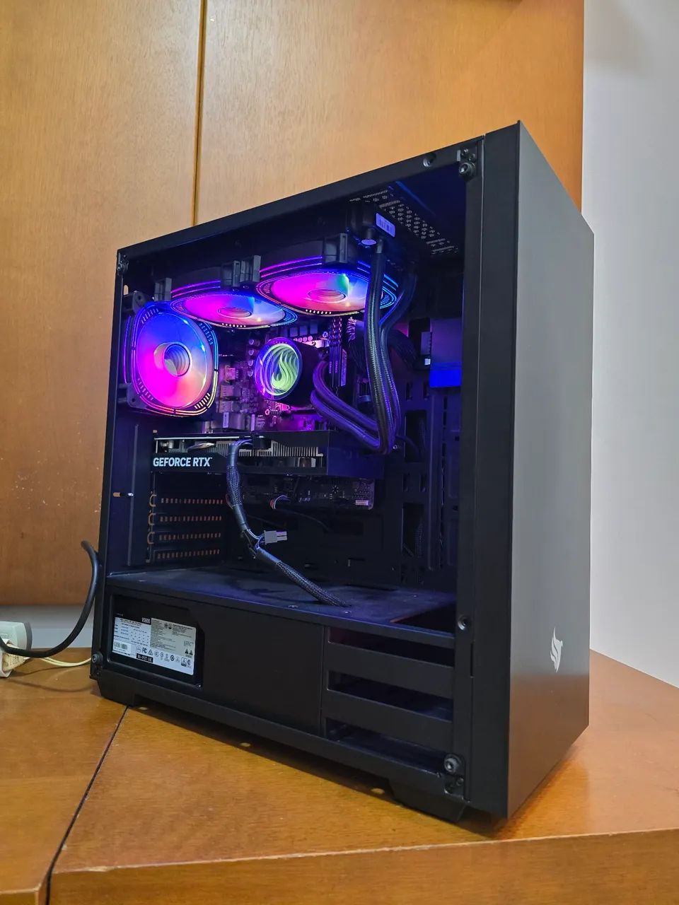 Gaming PC RTX 4060 (4 MONTHS OF USE) / i5 12400F / SSD - ACCEPT PS5 IN EXCHANGE64529519658369121