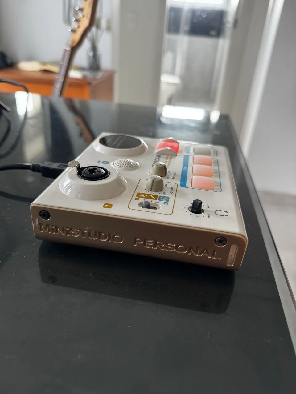 Interface de áudio Ministudio Tascam 64617708643074121