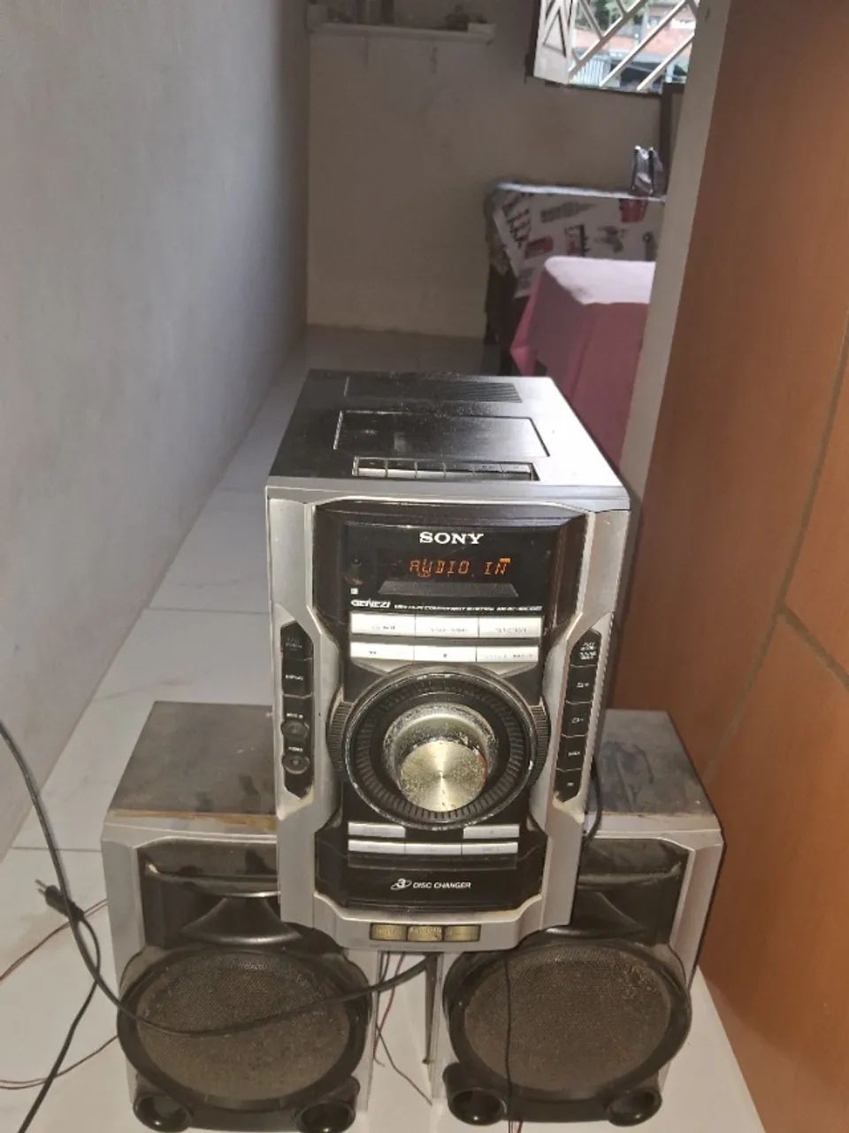 Som Sony  funcionando cd, rádio Am, FM ,toca fita e aux - Foto 4