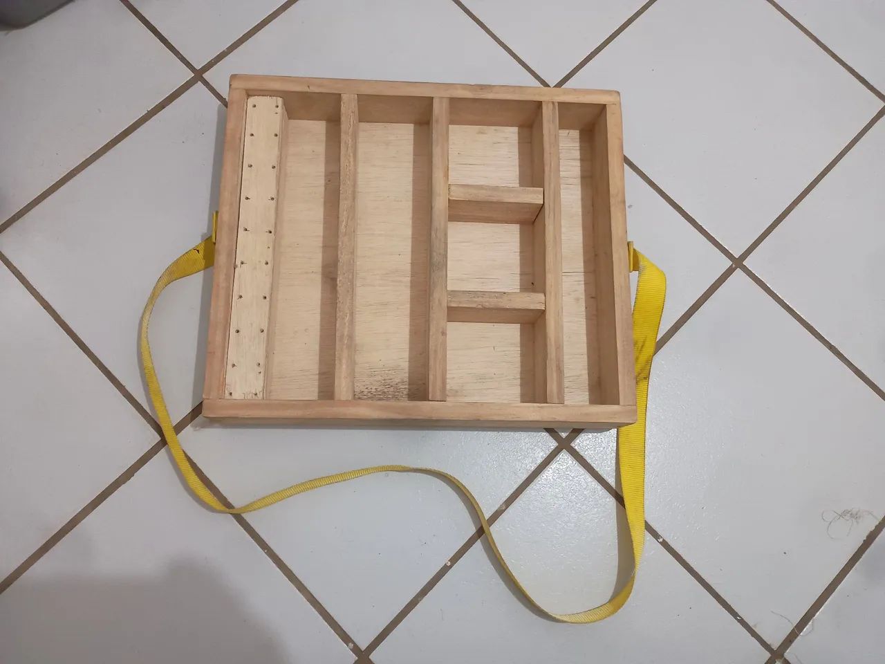 Organizador de madeira.Pra vender baleiro pra festas, shows, eventos diversos. - Foto 3