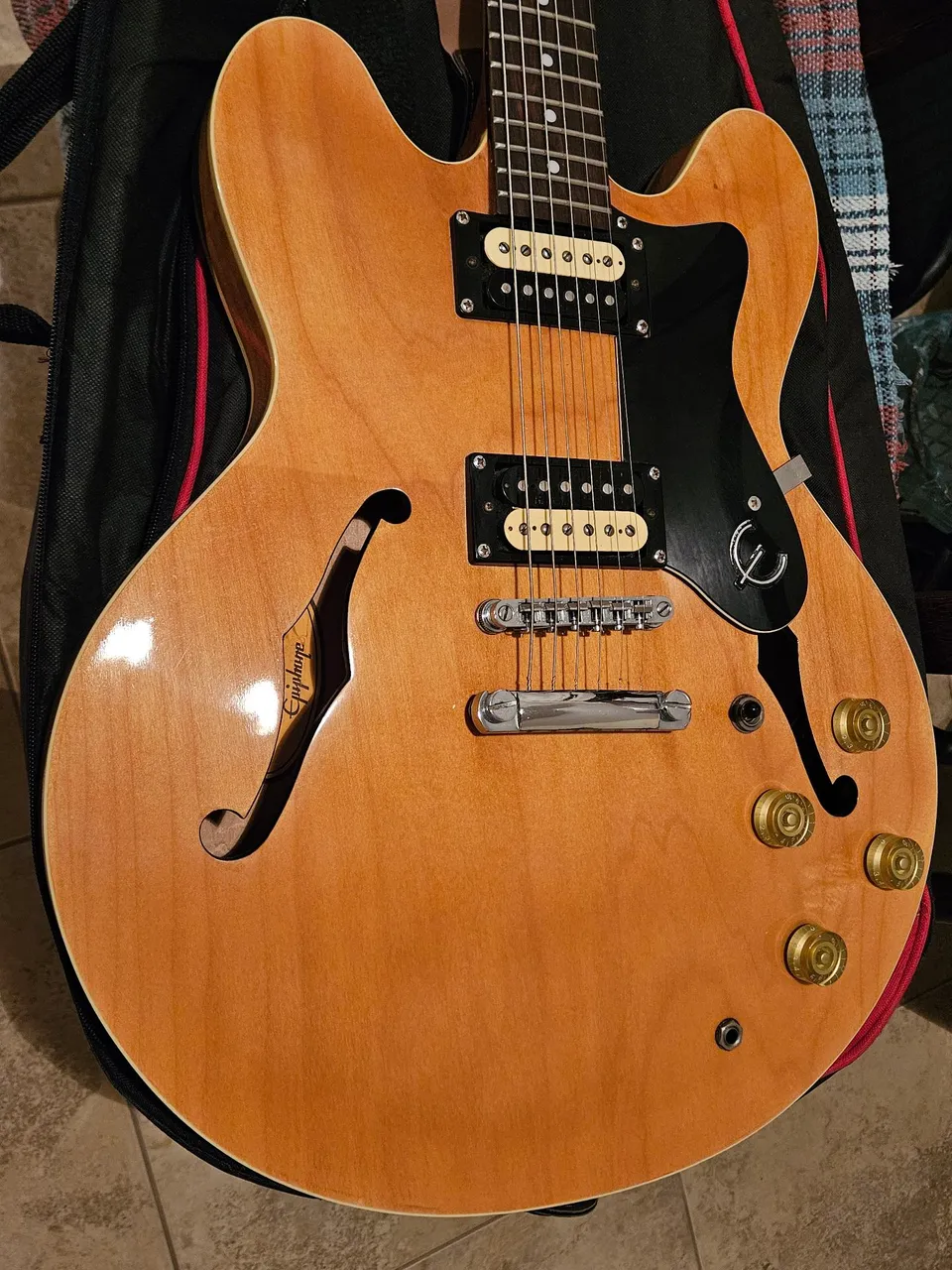 GUITARRA GIBSON SG 60 TRIBUTE AMERICANA - Instrumentos musicais