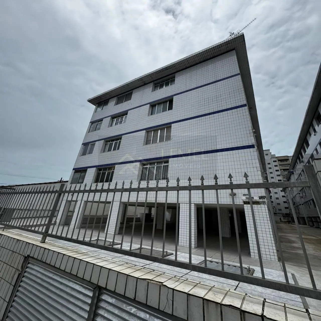 Apartamento para Venda em Praia Grande, Canto do Forte, 1 dormitório, 1 banheiro, 1 vaga