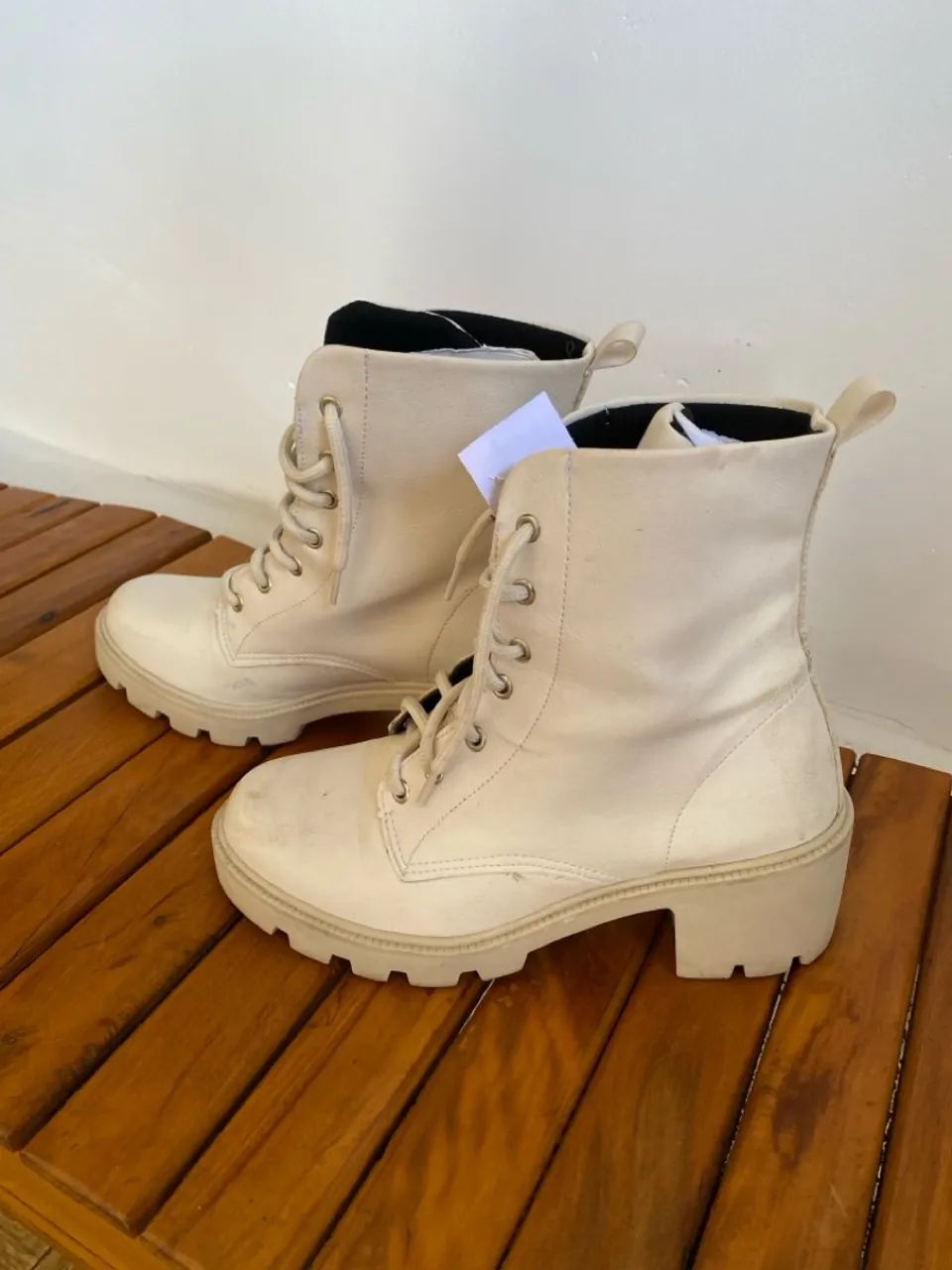 Bota Feminina bege 36
