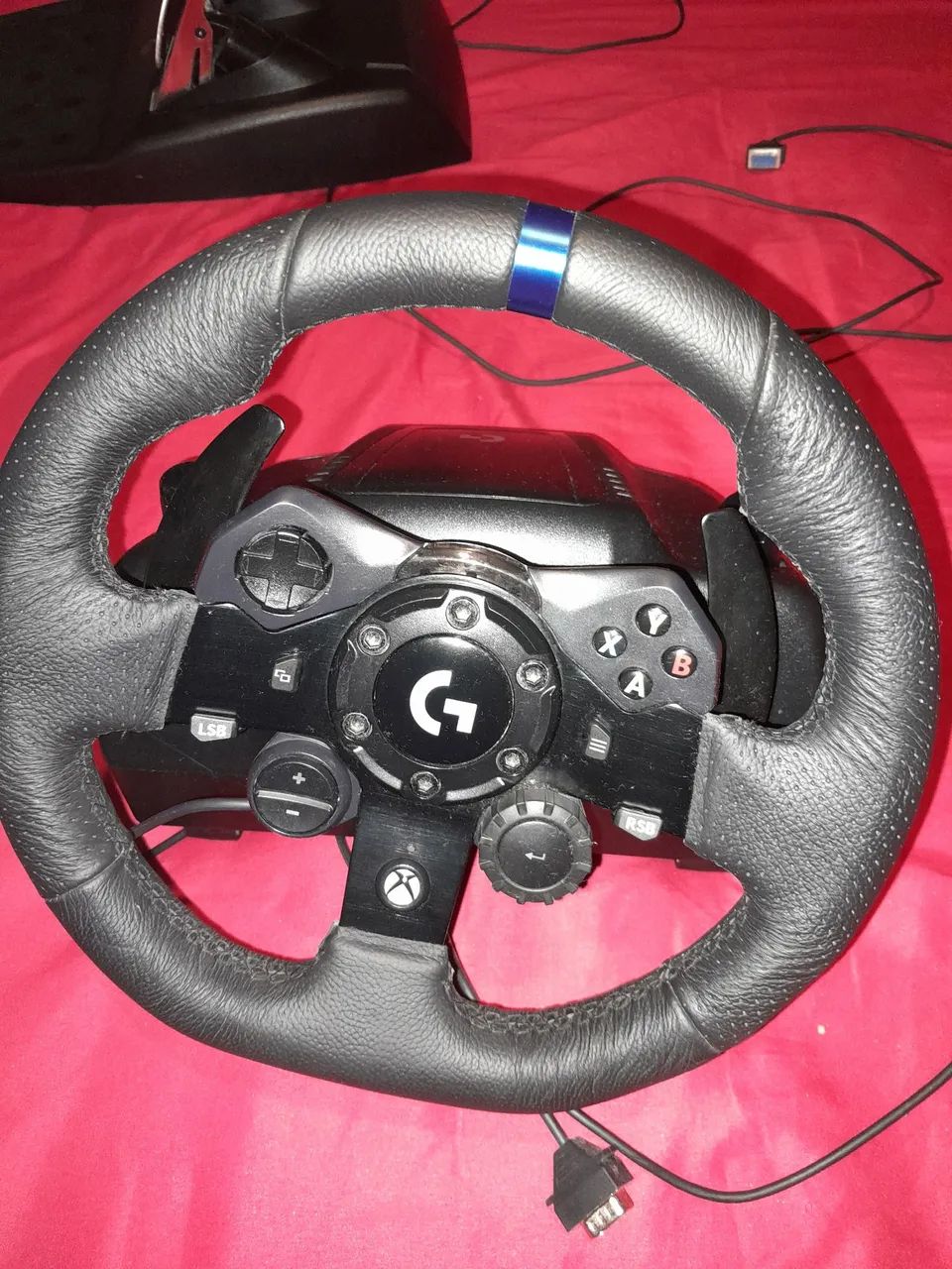 Vendo volante g923 e adaptador logitech impecável 