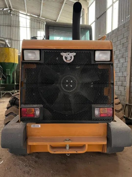 Pa Carregadeira Case 2020 W20F com 209 Horas Originais  - Foto 3