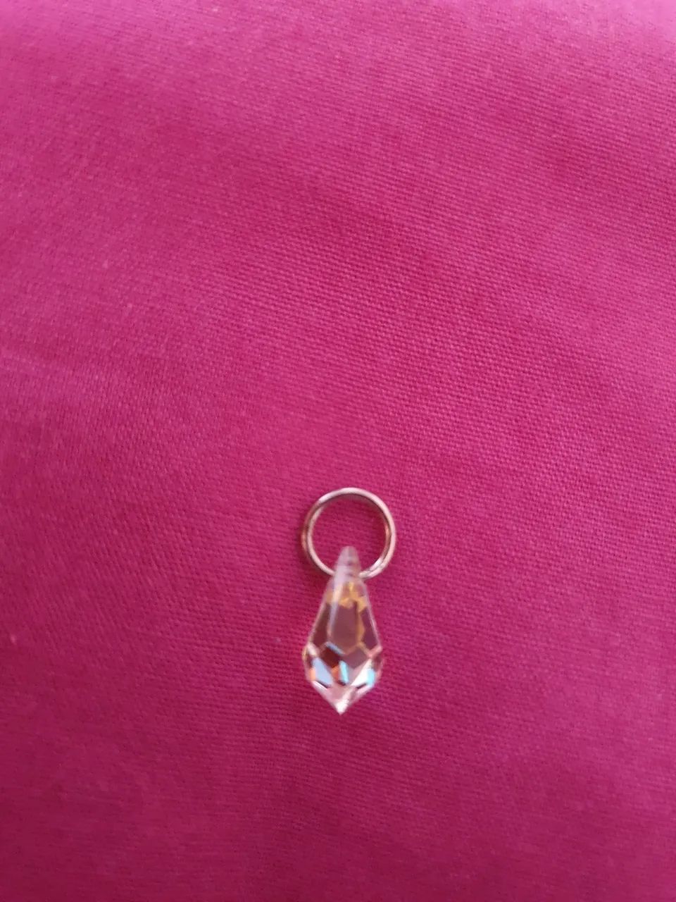 Pingente gota ponto de luz