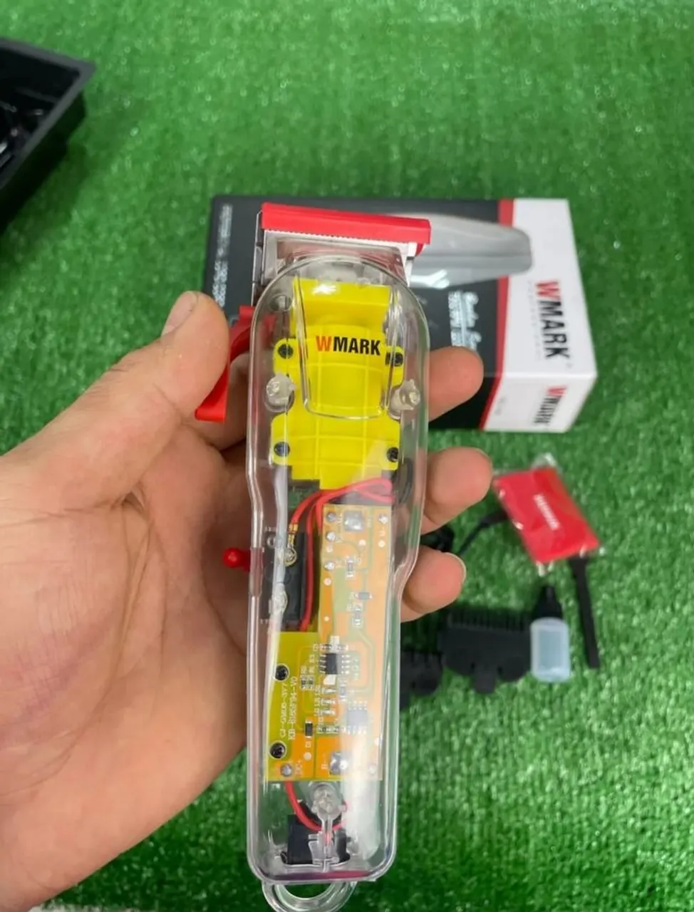 Máquina De Cortar Cabelo Profissional Wmark