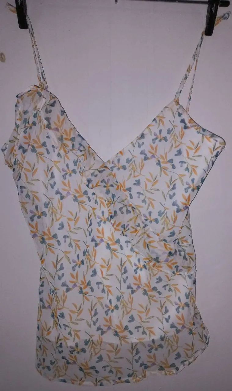 Blusa ciganinha floral com babados - Foto 2