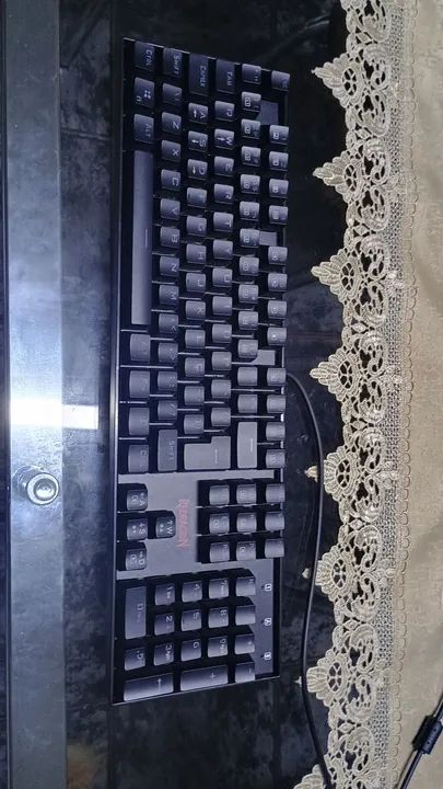 Teclado Gamer Redragon - Iluminação RGB - Foto 4