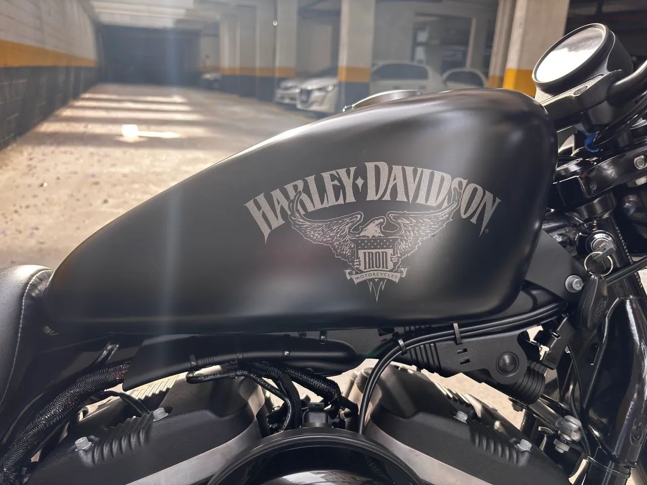Harley Davidson Iron 883-2017 - Foto 3