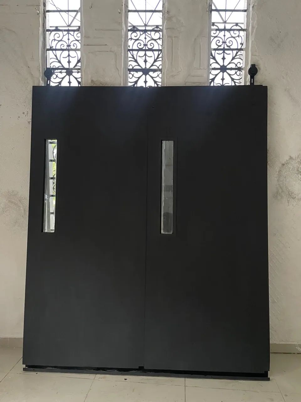 Porta de correr estilo industrial  - Foto 2