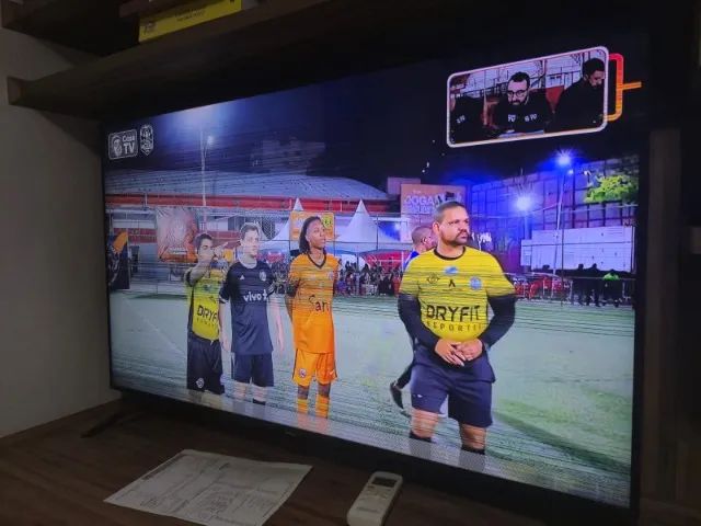 TV Samsung UHD TU8000 50" 4K (somente para retirar peças, com defeito na tela) - Foto 3