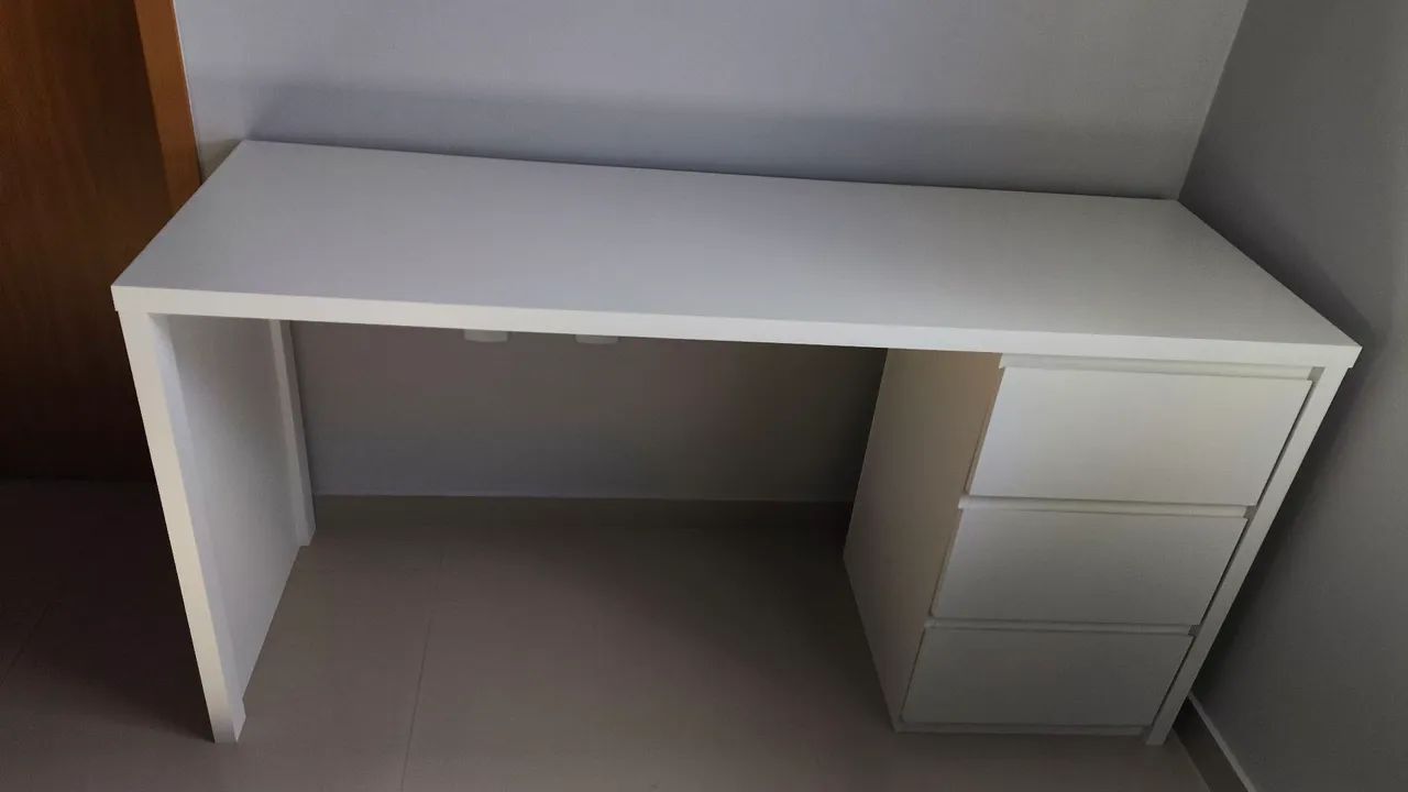 Mesa/Escrivaninha  - Foto 2