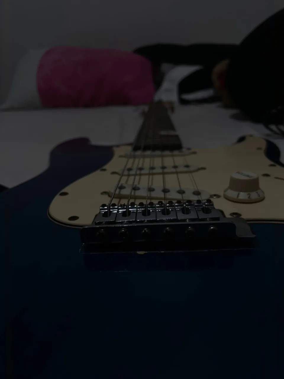 Vende-Se guitarra