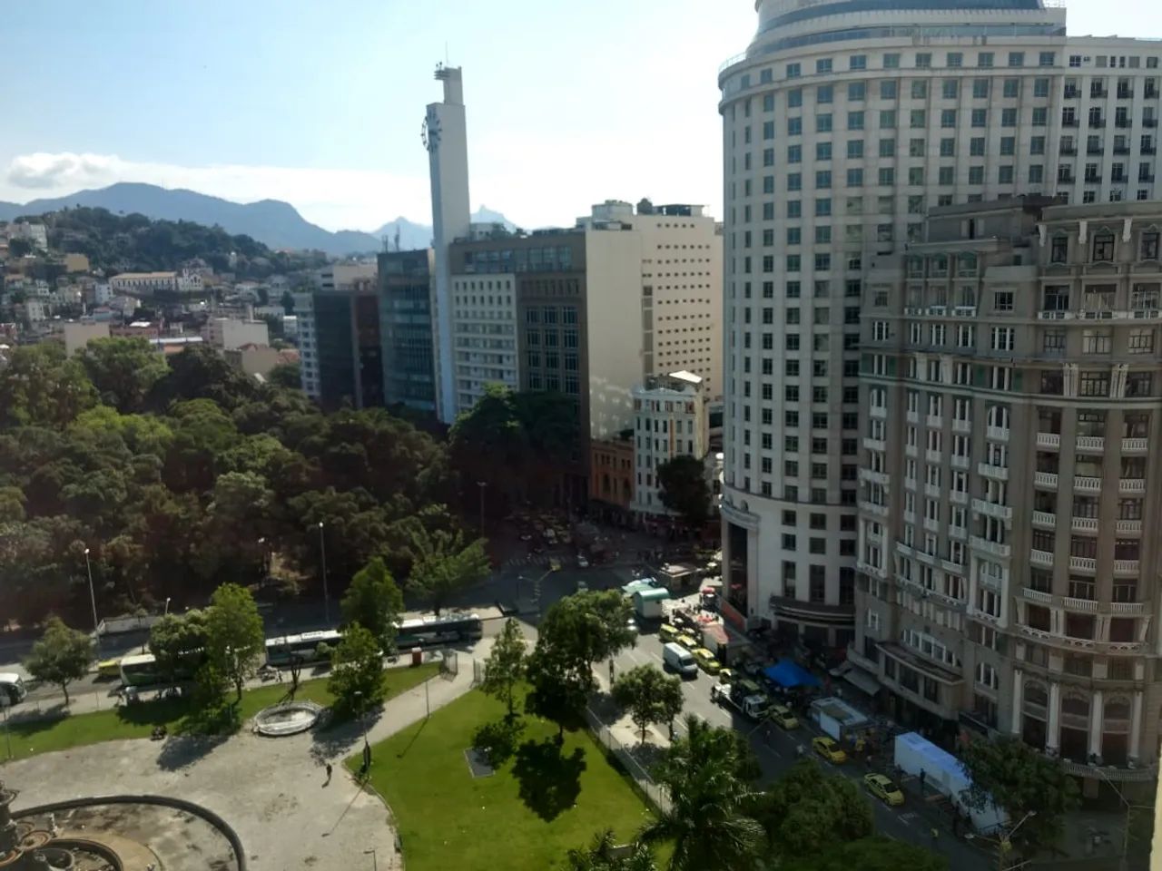 Centro, Av. Rio Branco, conjunto de salas com banheiro e cozinha