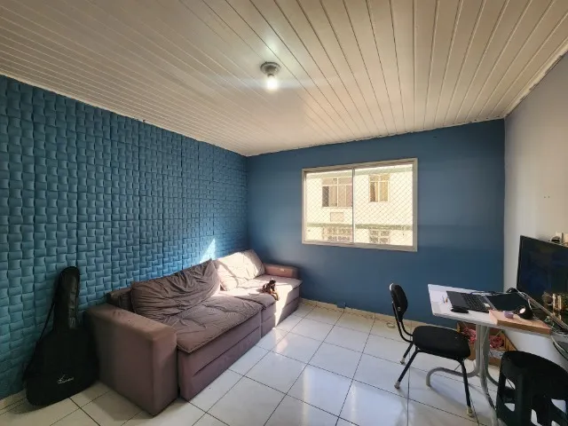 Apartamento na Taquara, Jacarepaguá, 2 Quartos, sala, cozinha, área e banheiro, garagem.