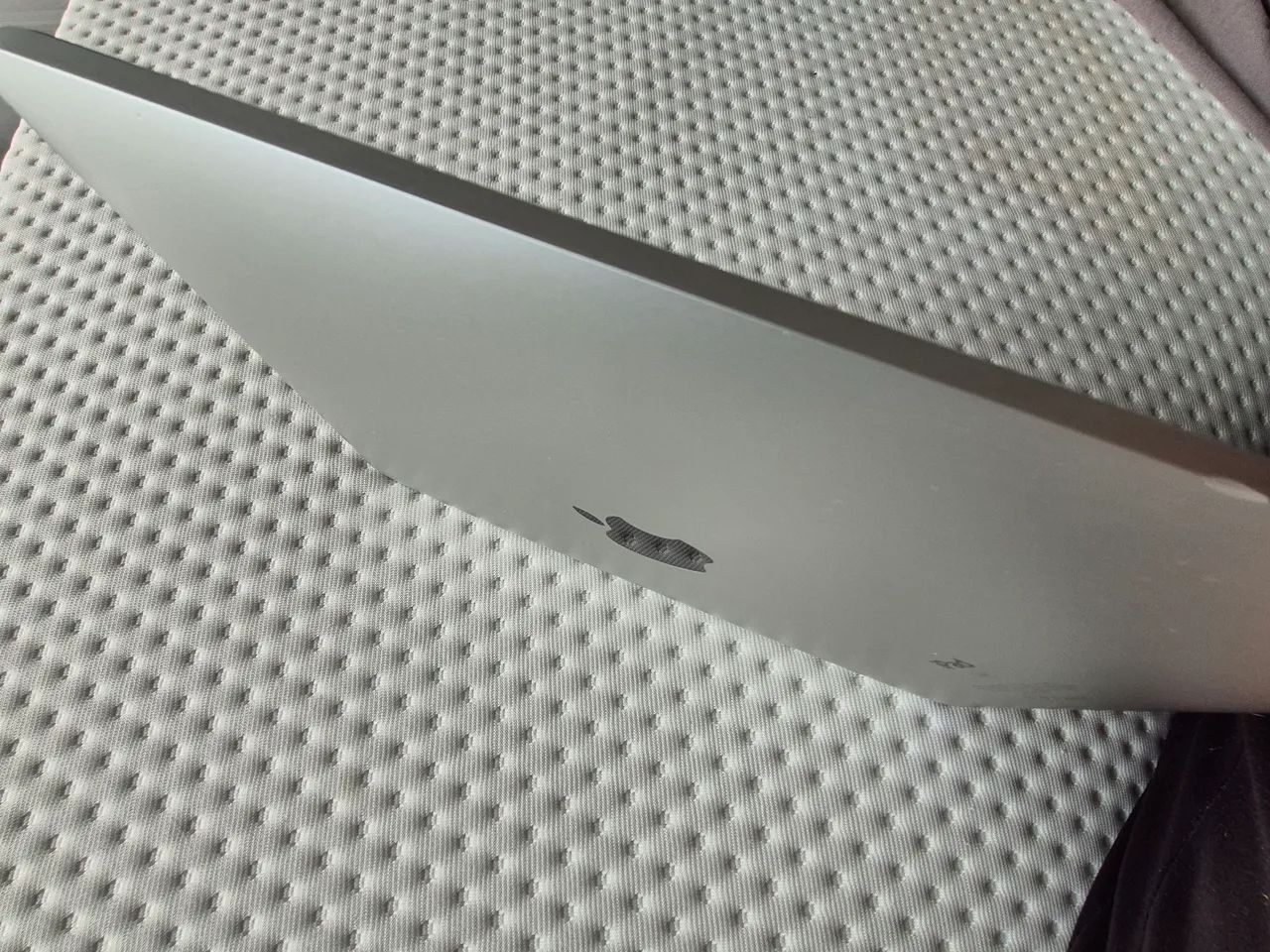 Apple IPad primeira geração funcionando Jailbreak e carregador - Foto 5