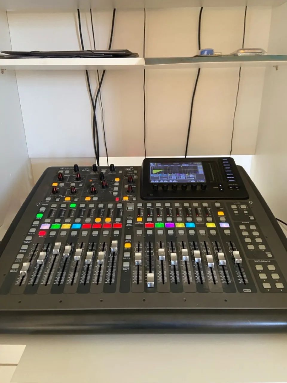 Operador de som disponível para freelance. 2