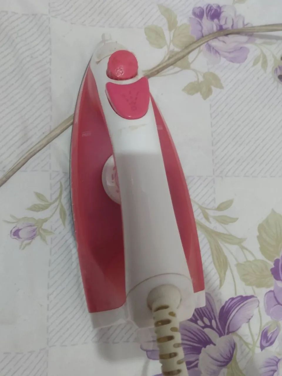 Ferro de Passar Black + Decker - Foto 4