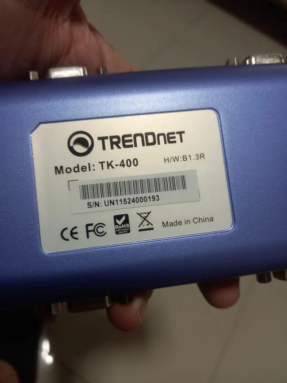 Switch KVM 4 Portas Trendnet TK-400 - Foto 3