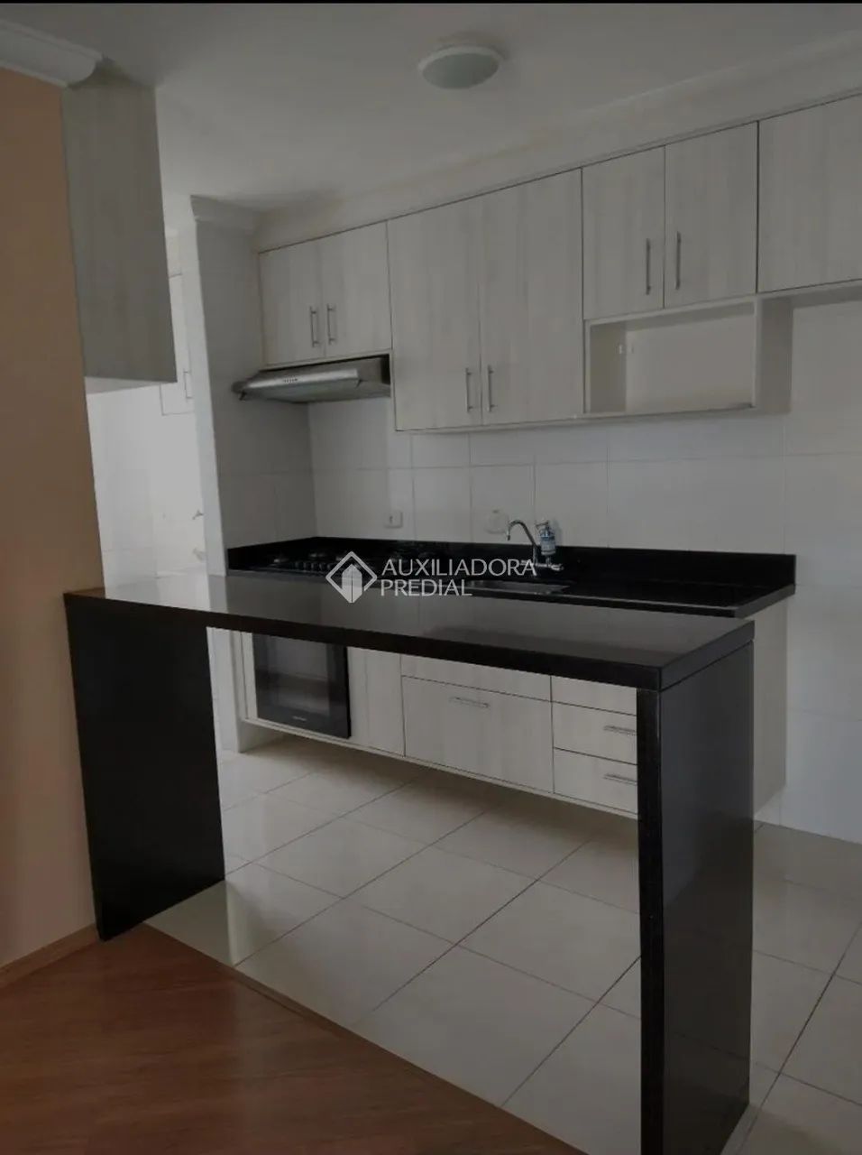 Apartamento para Alugar - 58m² | Último Andar (16º) 2 quartos 1 vaga de garagem 1 banheiro