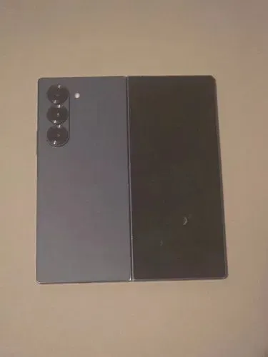 Samsung Z Fold 6