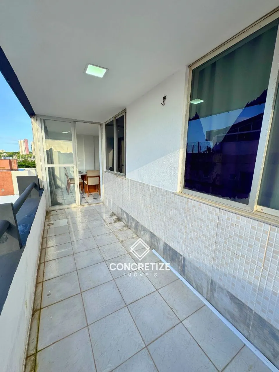 GL - Vendo excelente apartamento no Calhau, Nascente - pertinho da Nissan